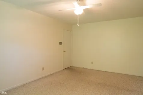2154 Summer Breeze Way Greenwood IN 46143
