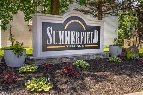 2154 Summer Breeze Way Greenwood IN 46143