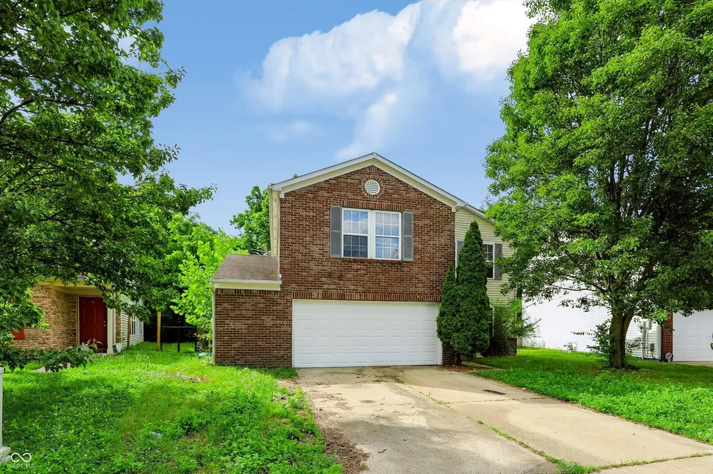8827 Youngs Creek Lane Camby IN 46113