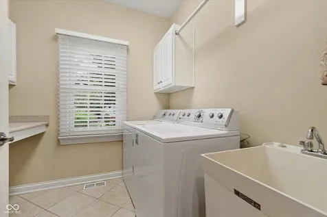 9322 Timberline Way Indianapolis IN 46256