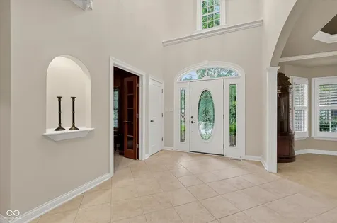 9322 Timberline Way Indianapolis IN 46256