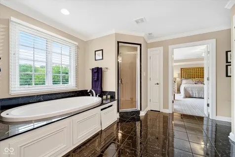 9322 Timberline Way Indianapolis IN 46256