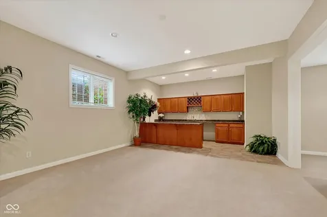 9322 Timberline Way Indianapolis IN 46256