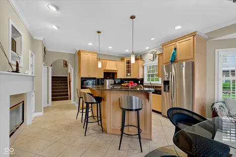 9322 Timberline Way Indianapolis IN 46256