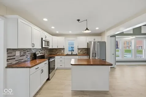 880 S Tompkins Street S Shelbyville IN 46176