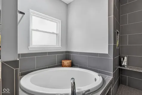10504 Aspen Drive Fishers IN 46037