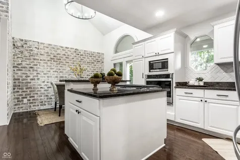 5469 Rockspray Circle Indianapolis IN 46254