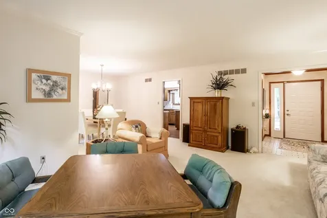 8834 Swiftsail Circle Indianapolis IN 46256