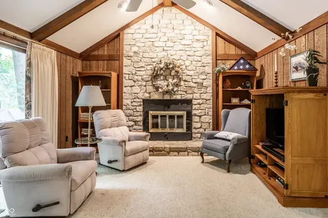8834 Swiftsail Circle Indianapolis IN 46256