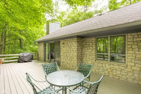 8834 Swiftsail Circle Indianapolis IN 46256