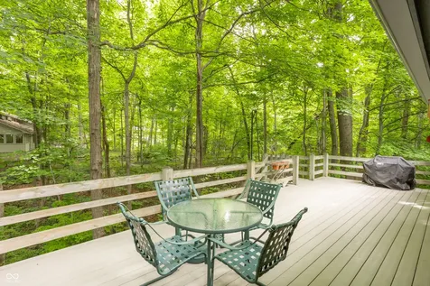 8834 Swiftsail Circle Indianapolis IN 46256