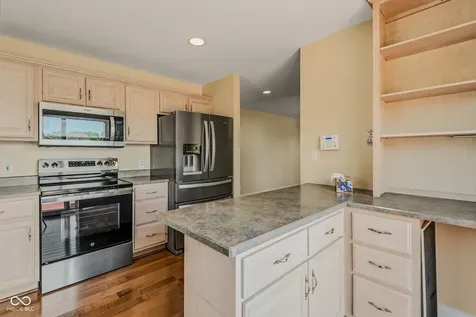 4420 Princeton Park Drive Columbus IN 47201
