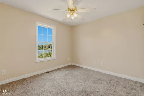 4420 Princeton Park Drive Columbus IN 47201