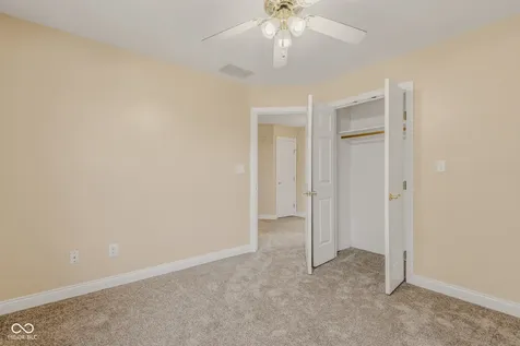 4420 Princeton Park Drive Columbus IN 47201