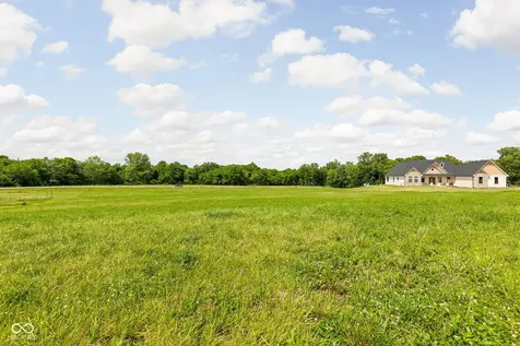 5872 Gibbs Road Plainfield IN 46168