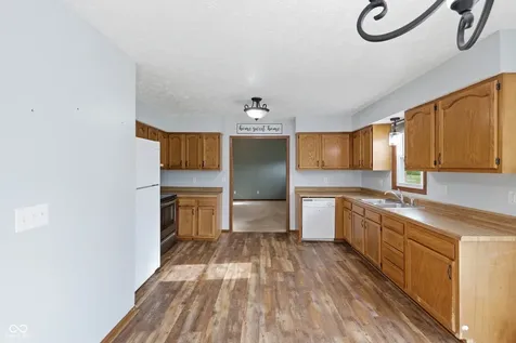 3805 S County Road 475 E Plainfield IN 46168