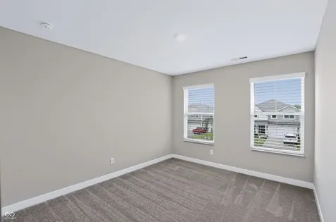 24 Hollister Way Cicero IN 46034