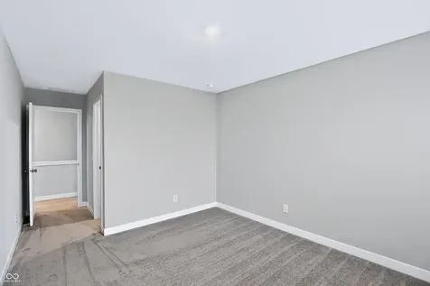 24 Hollister Way Cicero IN 46034