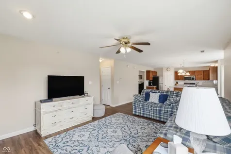 205 Easton Point Way Greenwood IN 46142