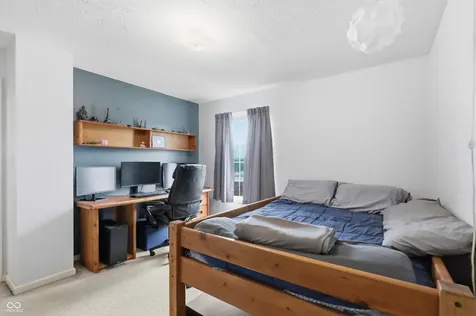 205 Easton Point Way Greenwood IN 46142
