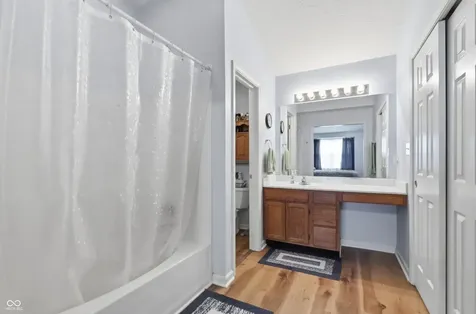 205 Easton Point Way Greenwood IN 46142