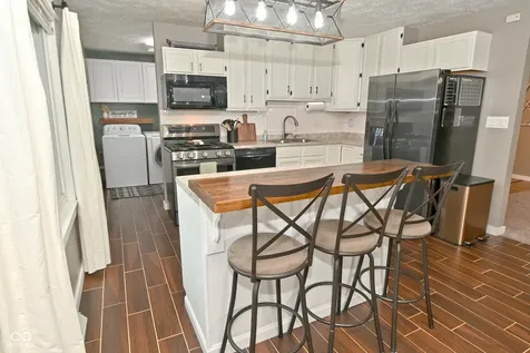 197 Depot Court Bargersville IN 46106
