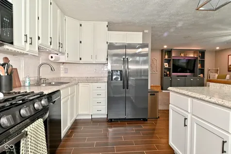 197 Depot Court Bargersville IN 46106