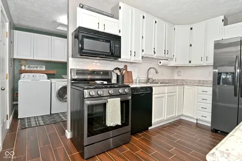 197 Depot Court Bargersville IN 46106
