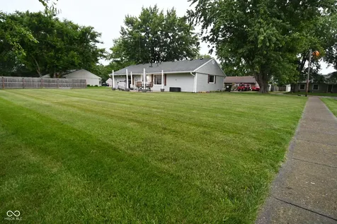 197 Depot Court Bargersville IN 46106
