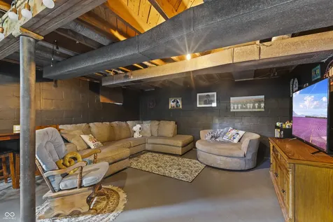 400 Orchard Lane Greenwood IN 46142