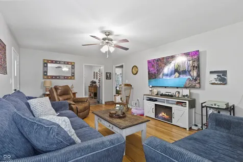 400 Orchard Lane Greenwood IN 46142