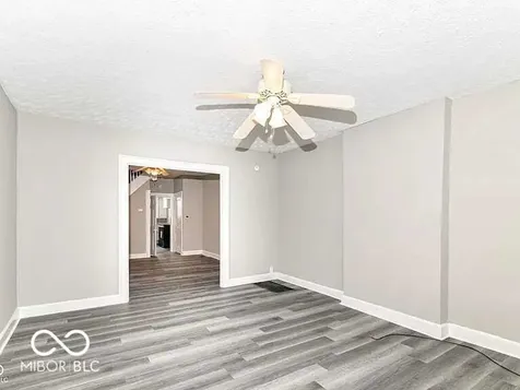 3043 Broadway Street Indianapolis IN 46205