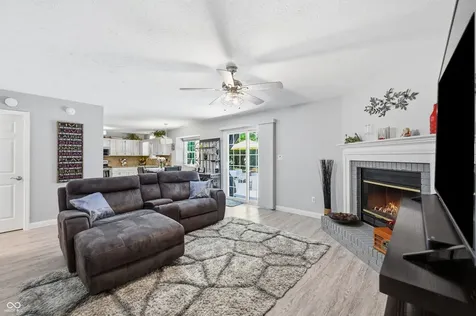 275 Inland Circle Avon IN 46123