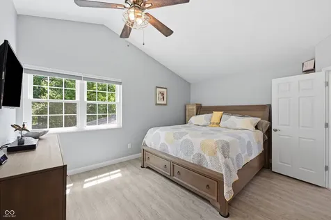 275 Inland Circle Avon IN 46123