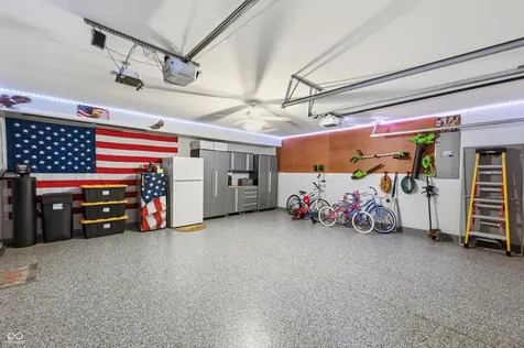 275 Inland Circle Avon IN 46123