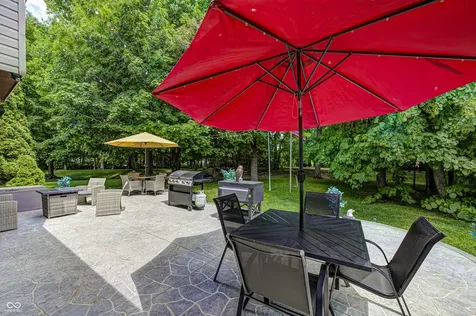 275 Inland Circle Avon IN 46123
