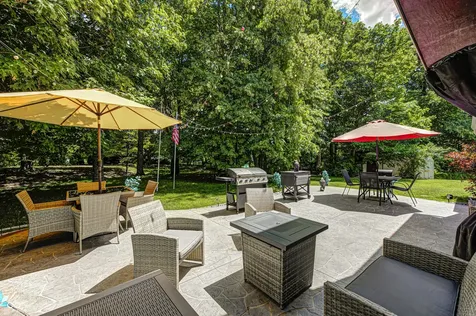 275 Inland Circle Avon IN 46123