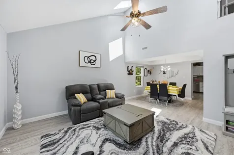 275 Inland Circle Avon IN 46123