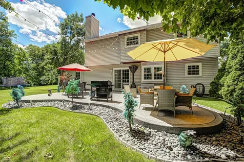 275 Inland Circle Avon IN 46123