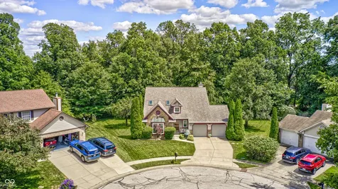 275 Inland Circle Avon IN 46123