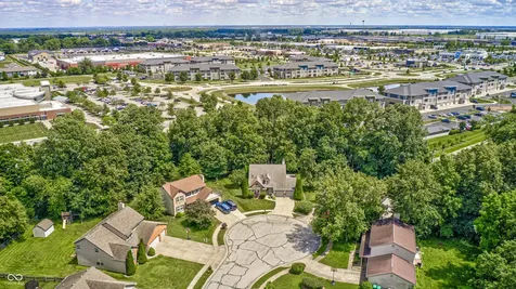 275 Inland Circle Avon IN 46123