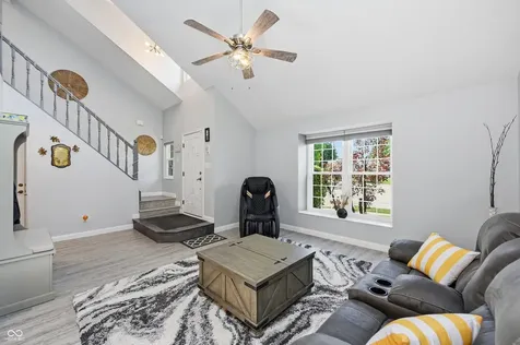 275 Inland Circle Avon IN 46123