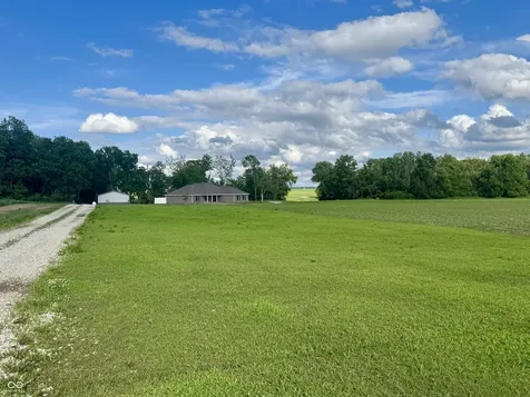 3744 N 625 Road E Crawfordsville IN 47933