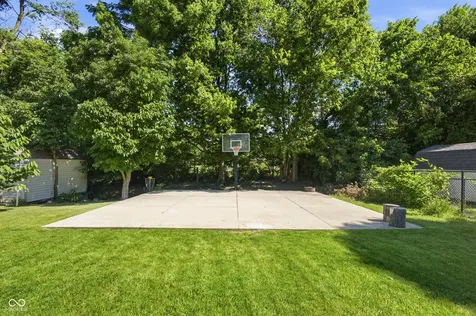 6448 Whitaker Farms Drive Indianapolis IN 46237