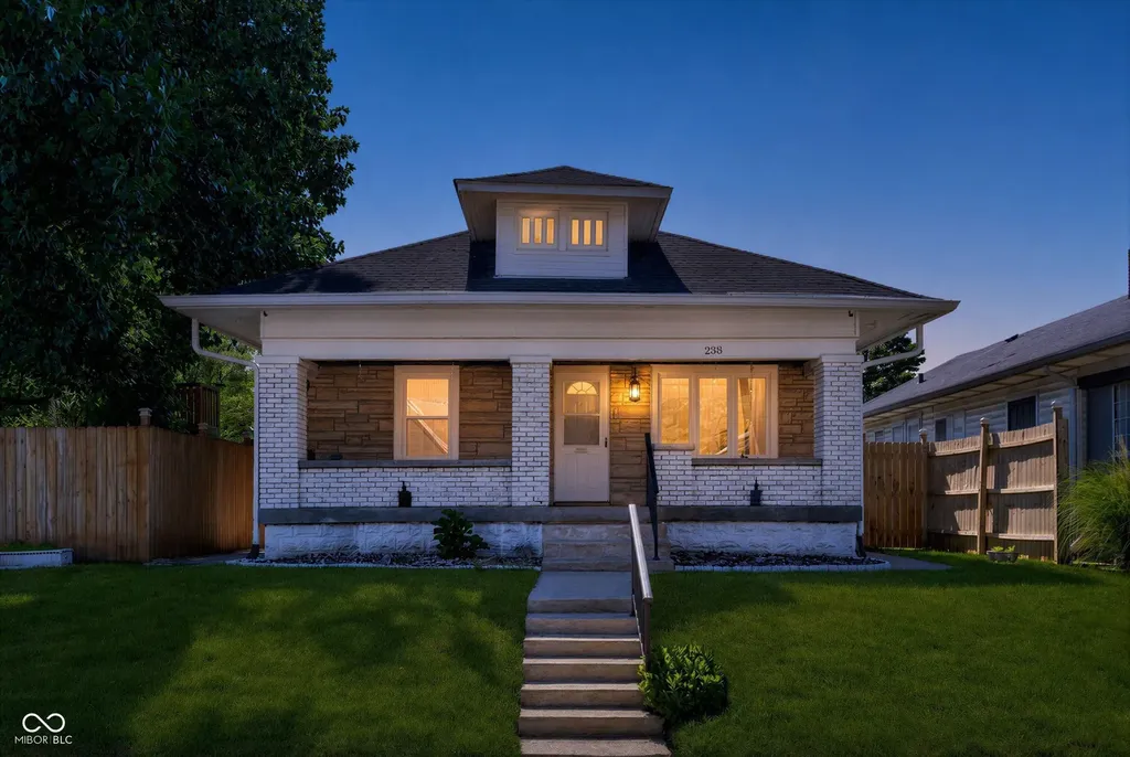 238 S Oakland Avenue Indianapolis IN 46201