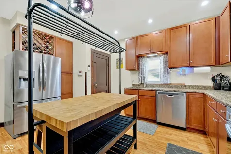 238 S Oakland Avenue Indianapolis IN 46201