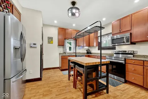 238 S Oakland Avenue Indianapolis IN 46201