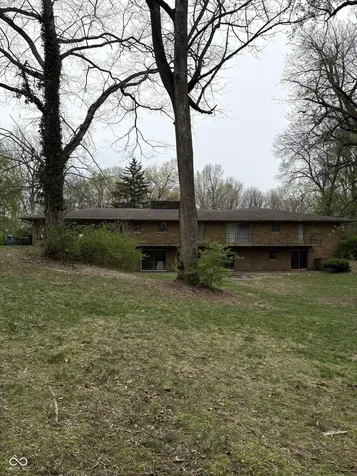 2140 W Stop 11 Road Indianapolis IN 46217