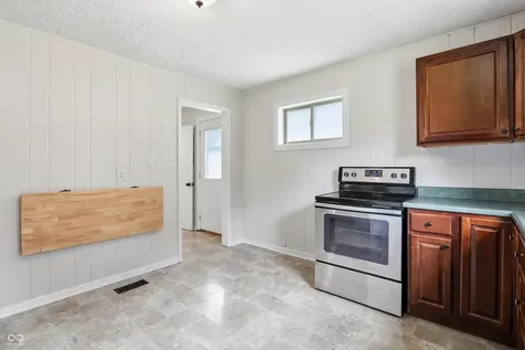 4625 Northeastern Avenue Indianapolis IN 46239