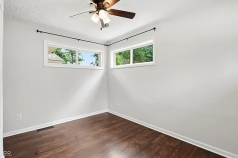 4625 Northeastern Avenue Indianapolis IN 46239